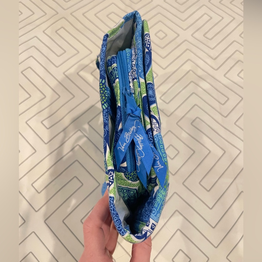 Vera Bradley Green and Blue Paisley Cosmetic Travel Organizer - Picture 5 of 12